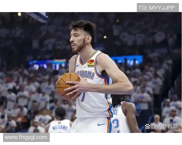 切特霍姆格伦的篮球之路与未来发展潜力探讨 切特霍姆格伦的篮球之路与未来发展潜力探讨